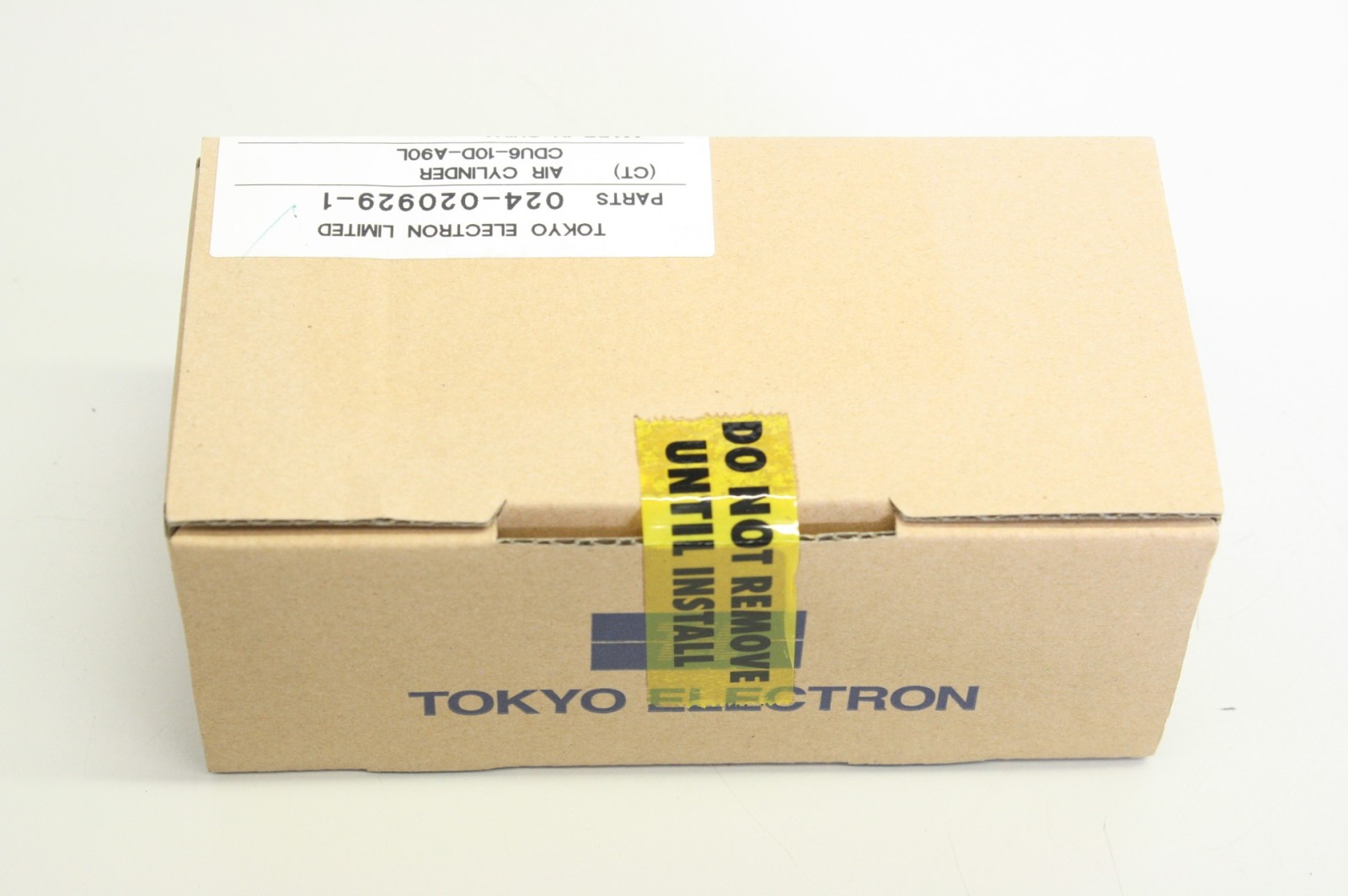 Tokyo electron limited 024-020929-1 CDU6-10D-A90L cylinder cylinder original packaging