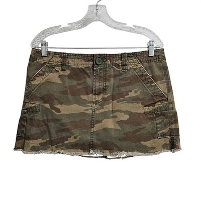 Old Navy Skirt Womens 8 Green Camo Ultra Low Rise Cargo Mini Raw