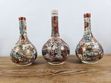 ANTICO SET GIAPPONESE MEIJI SATSUMA 3 MINIATURE BOTTIGLIA VASI FIGURA MORIAGE