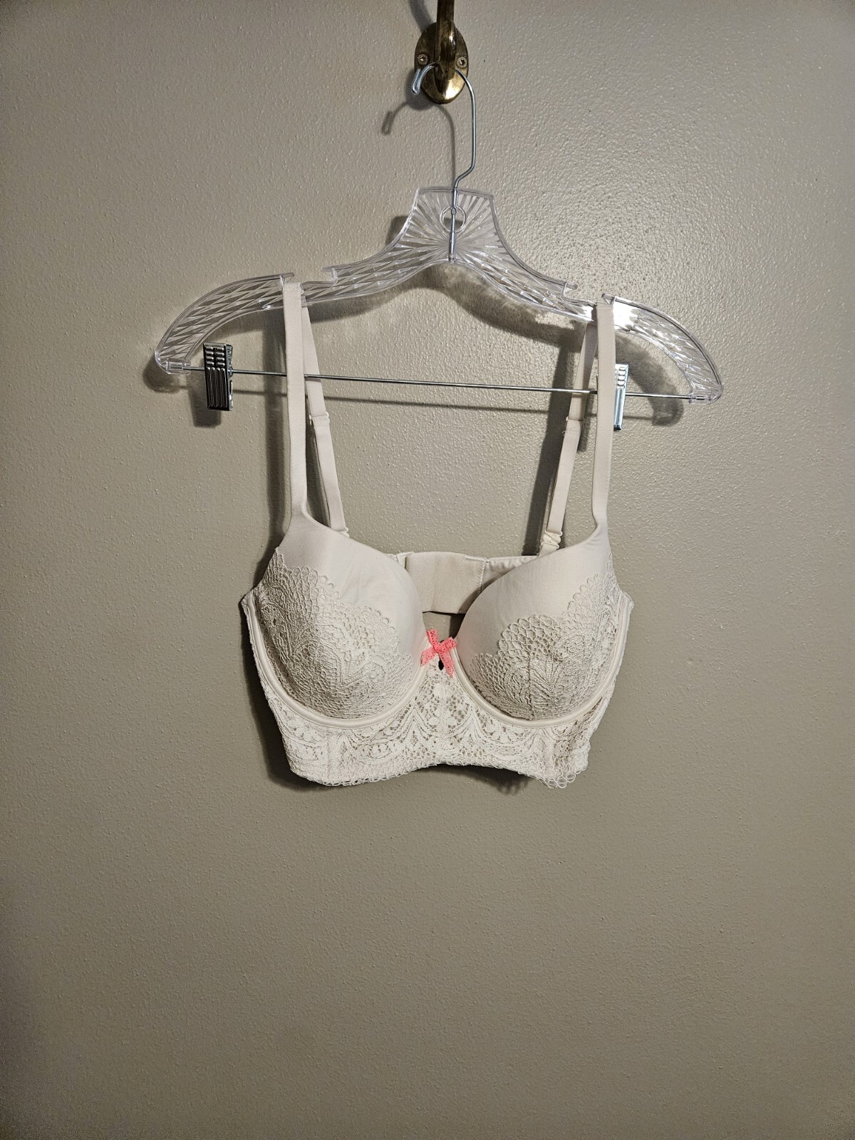 Victoria's Secret Body by Victoria Lined Demi Bra White/ Cream Lace 34DD