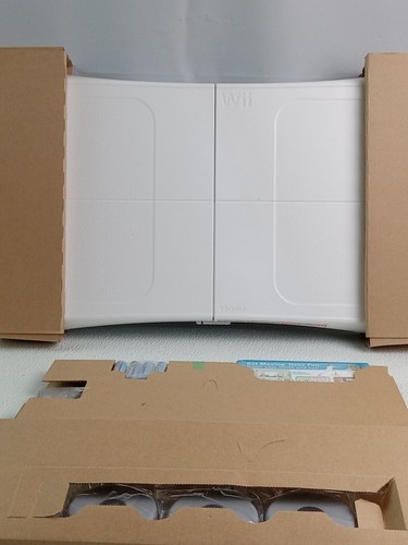 Wii Fit U Game with Wii Balance Board and Fit Meter (Wii, 2014) - Picture 9 of 21