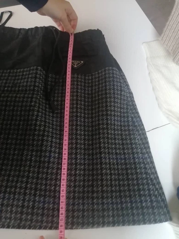 Falda de nailon a cuadros Prada 38 Foto 3 de 4