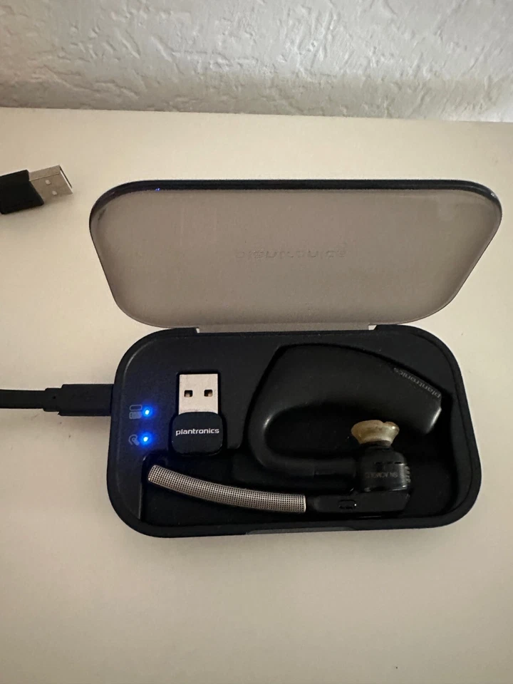 Plantronics Ohrbügel Headset inkl. Ladestation - Bild 3 von 4