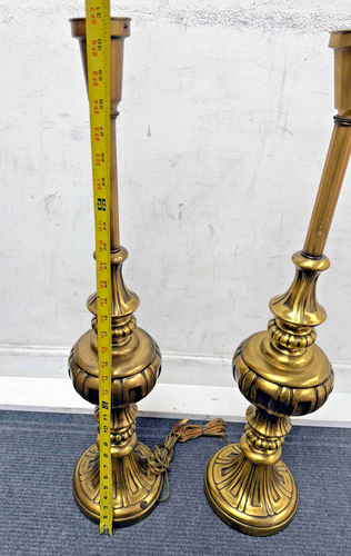 Pair of Gold Tone Brass Vintage Table Rembrant Torchiere 32" Lamps No Diffuser - Picture 10 of 18
