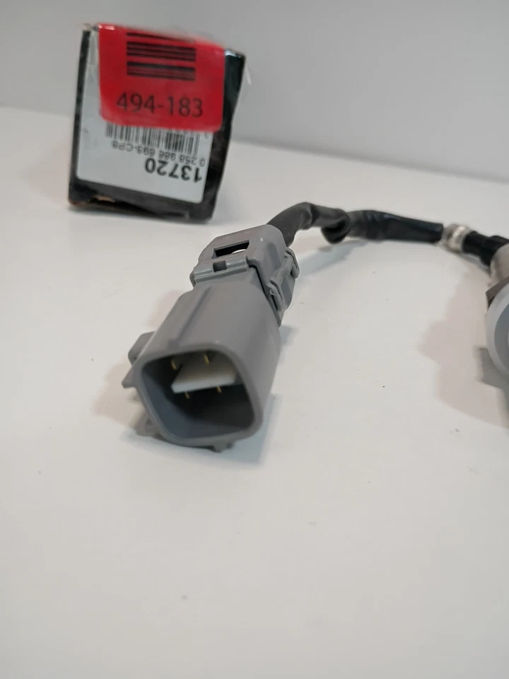 Sensor de oxígeno O2 Bosch 13720 para Toyota Camry Highlander Sienna Lexus RX350 RX4 Foto 4 de 4