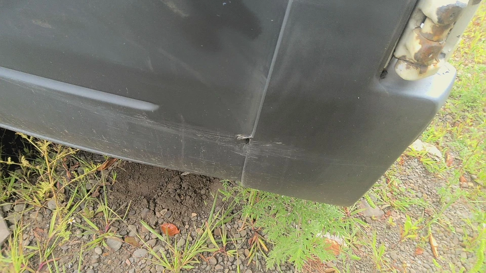 15 FORD TRANSIT 250 Rear Bumper Gouges Scratches Oxford Whiteyz Foto 4 de 4