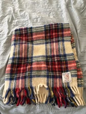 Vintage CURVON Jewel NO. 1 BLANKET  Wool Plaid Fringe 42” X 36”Stadium Lap Throw