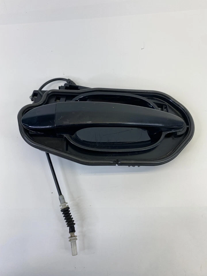 2009 2010 BMW 535i xDrive Rear Right Side Exterior Door Handle 51-21-7-199-556 - Imagem 2 de 4