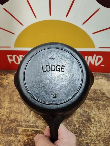 "Fully Restored" Lodge #4 CAST IRON SKILLET  Arched Logo Seasoned Flat