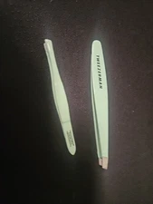 Tweezerman Brow Tweezer Set (Includes Slant Tweezer & Travel Tweezerette) Green