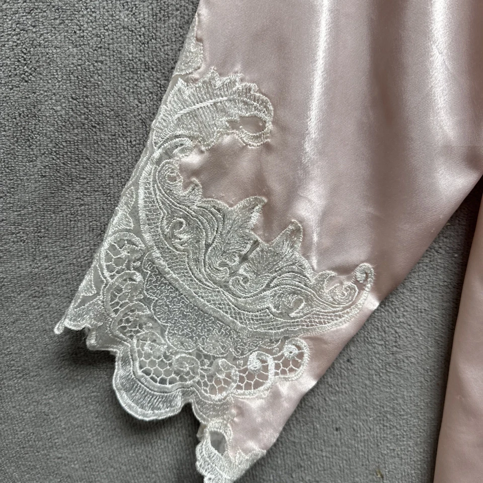 Prendas para dormir medianas Natori for Neiman Marcus rosa satinado encaje pijama para mujer Foto 2 de 4