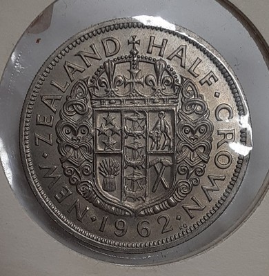 1962 New Zealand Half Crown Coin w/Queen Elizabeth II UNC w