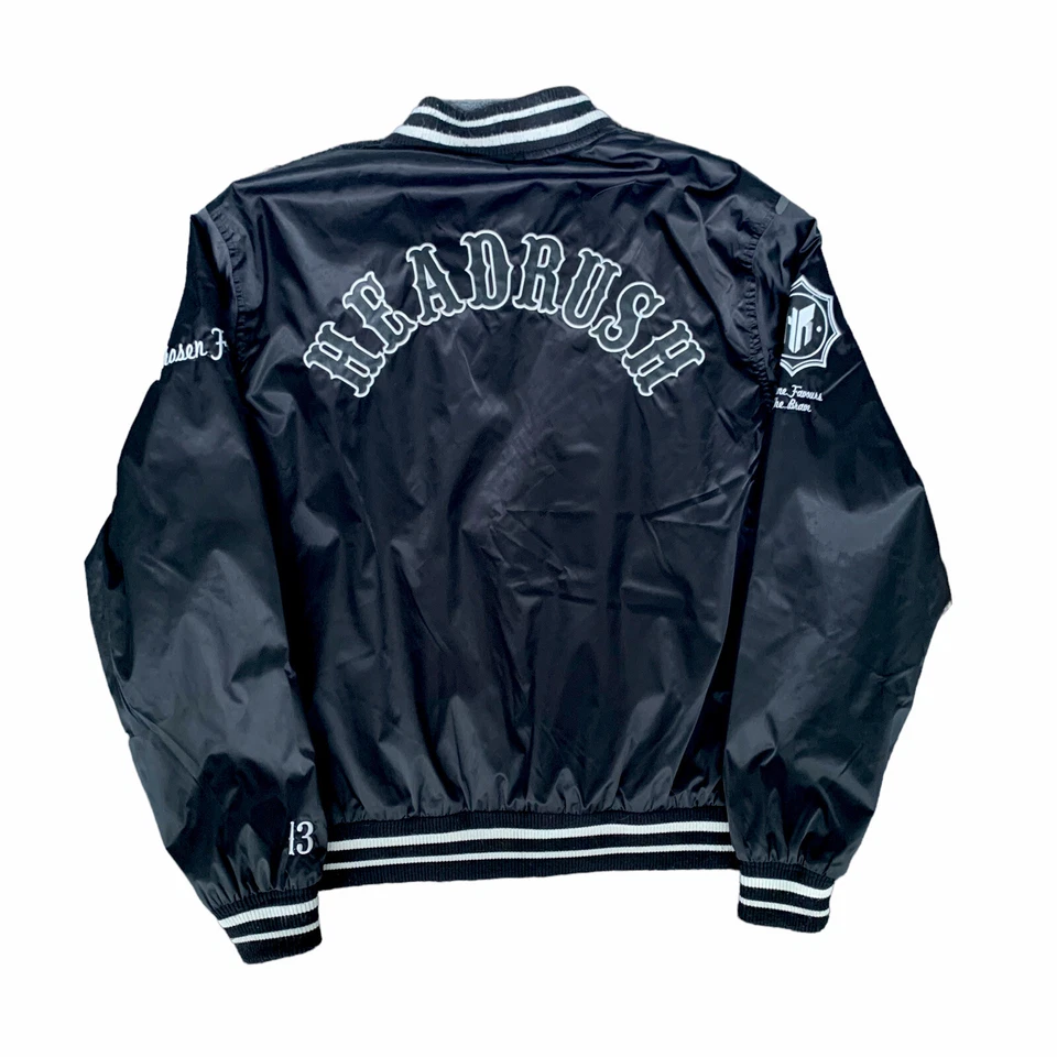 Chaqueta Universitaria Headrush Negra Parches Bordados Botón Delantero Para Hombre Talla 2XL XXL Foto 2 de 4