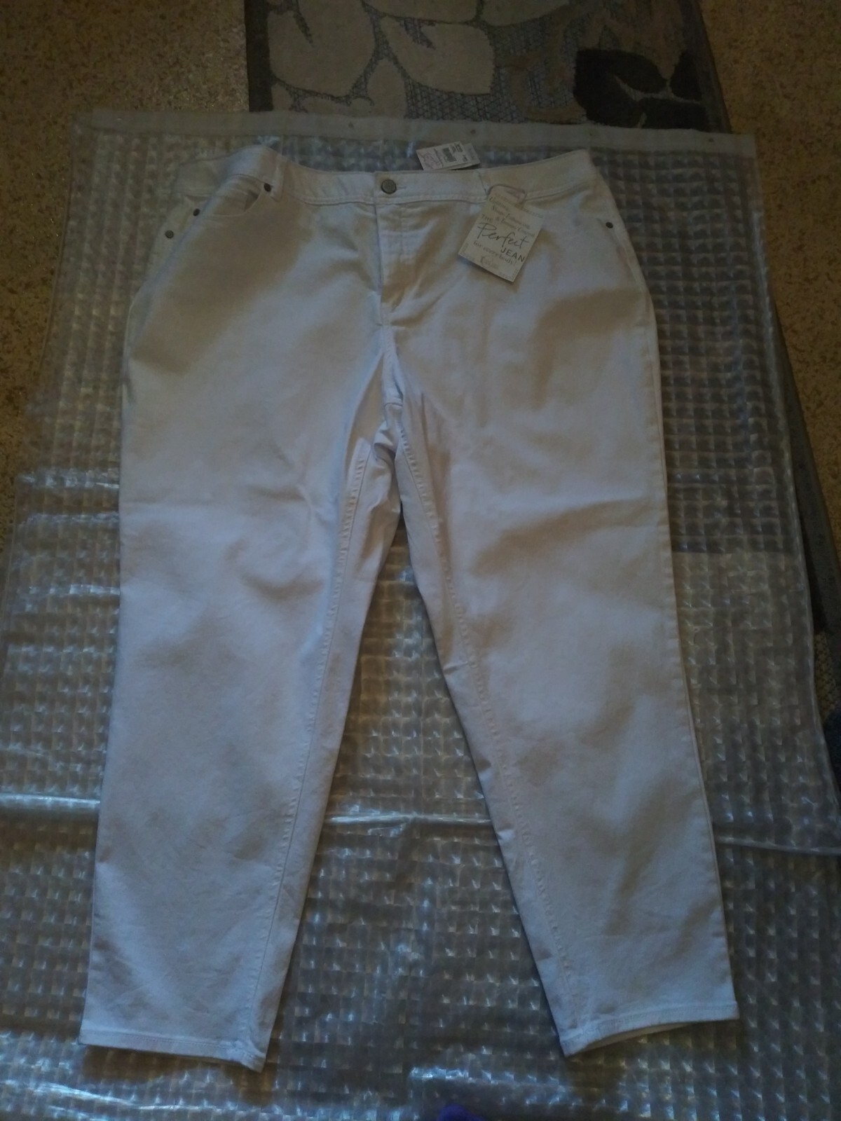 Picture 1 of 10