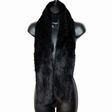 BANANA REPUBLIC BLACK FAUX FUR PELT PULL THROUGH SATIN LINED SCARF COLLAR WARMER