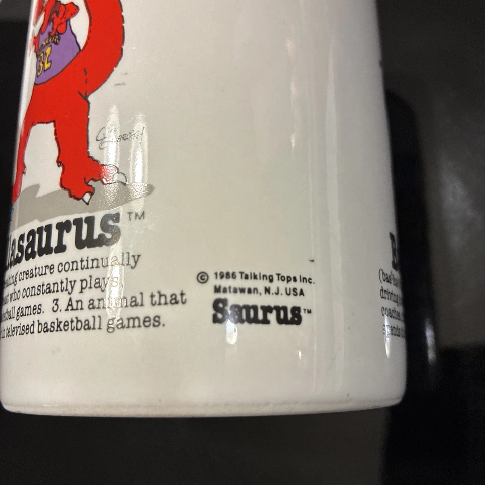 Taza de baloncesto Baloncesto ASaurus Galbraith 1986 Talking Tops Dinosaur Saurus Foto 4 de 4