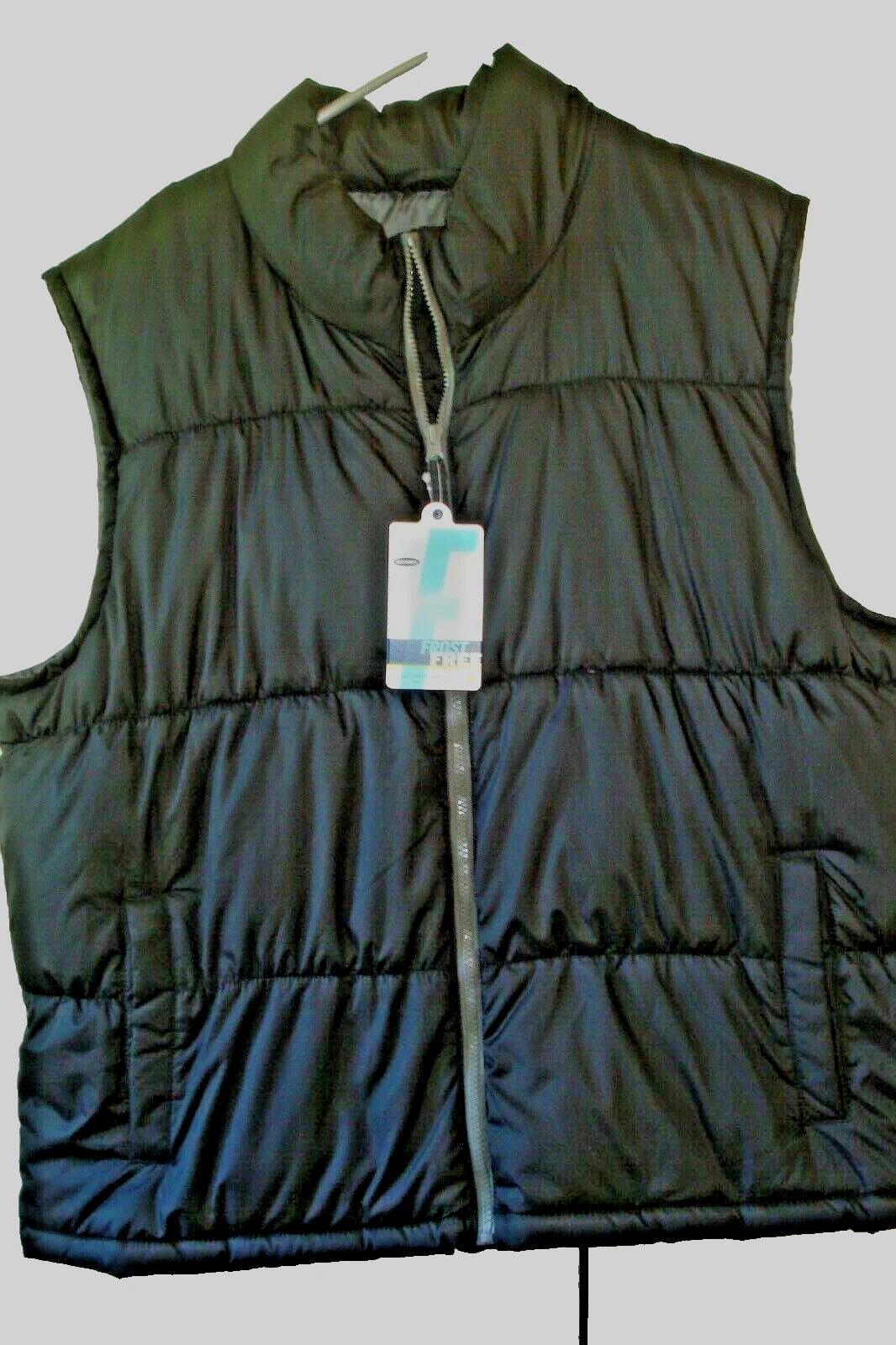 Big Mens Outdoor Vest Old NAVY Black Size XXL (2 XL) New