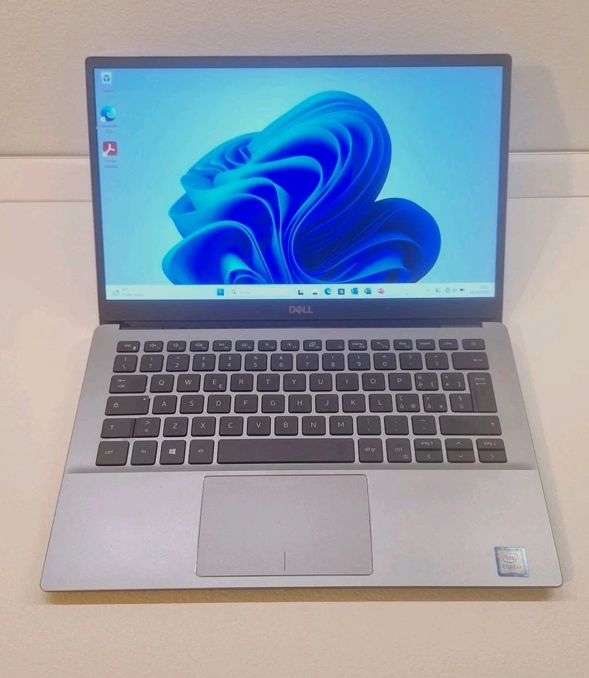 DELL LATITUDE 3301 13.3" i7-8565U RAM 8GB SSD 512GB WINDOWS 11 Office 2016 Mouse - Immagine 4 di 4