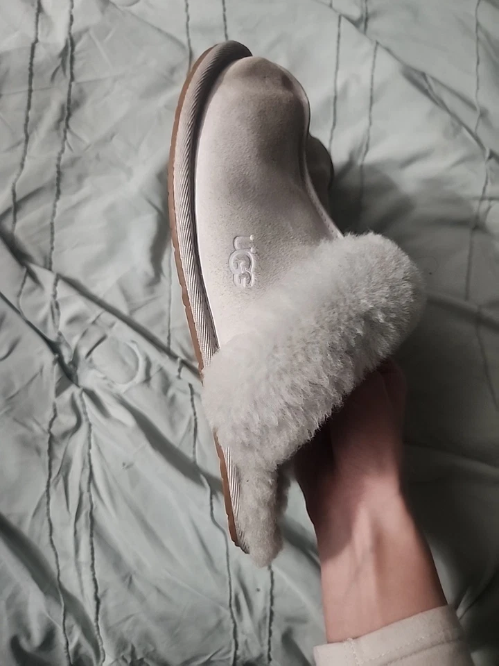 UGG Women's Grey Slippers - Image 3 of 3