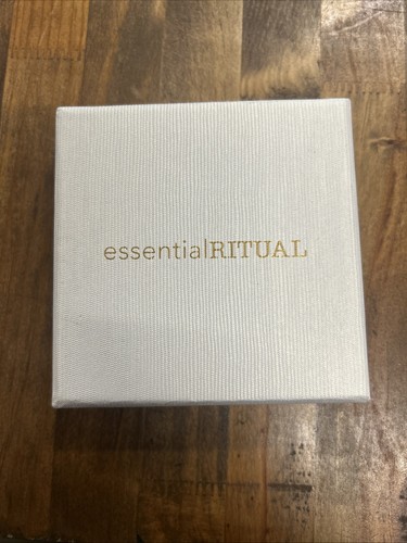 Essential Ritual Turquoise Sterling Silver Bracelet New In Box - Picture 2 of 4