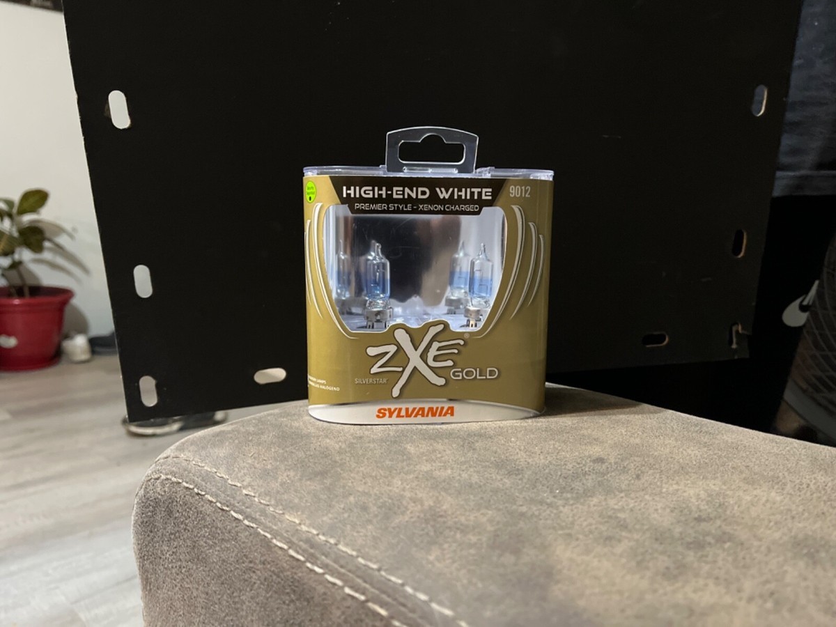 Sylvania Silverstar ZXE GOLD 9012 9012SZG.PB2 Pair Set Sylvania Silverstar ZXE GOLD 9012 9012SZG.PB2 Pair Set
