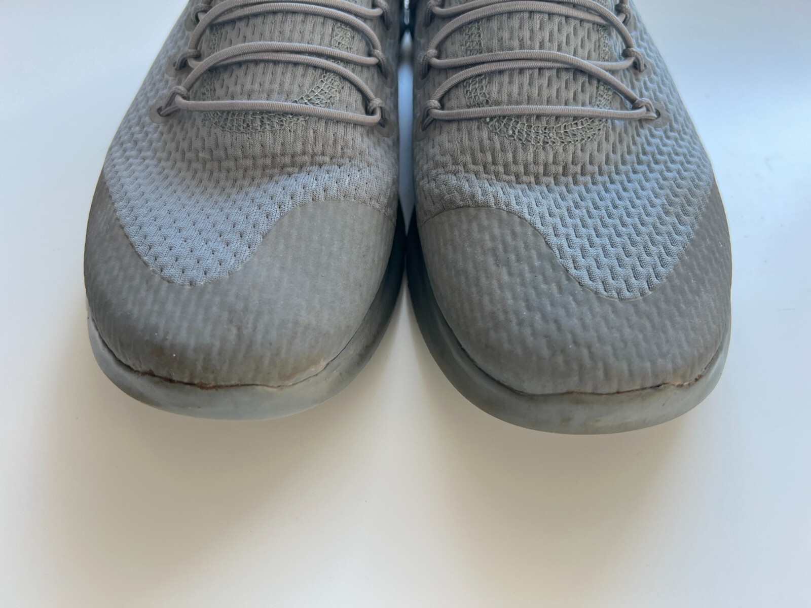 nike free rn commuter grey