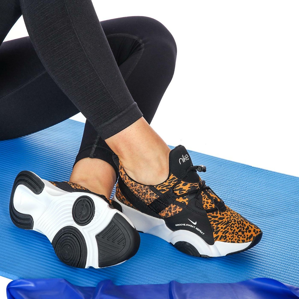 Nike SuperRep Groove Women's Trainers Animal Print UK 4.5 Nike SuperRep Groove Women's Trainers Animal Print UK 4.5