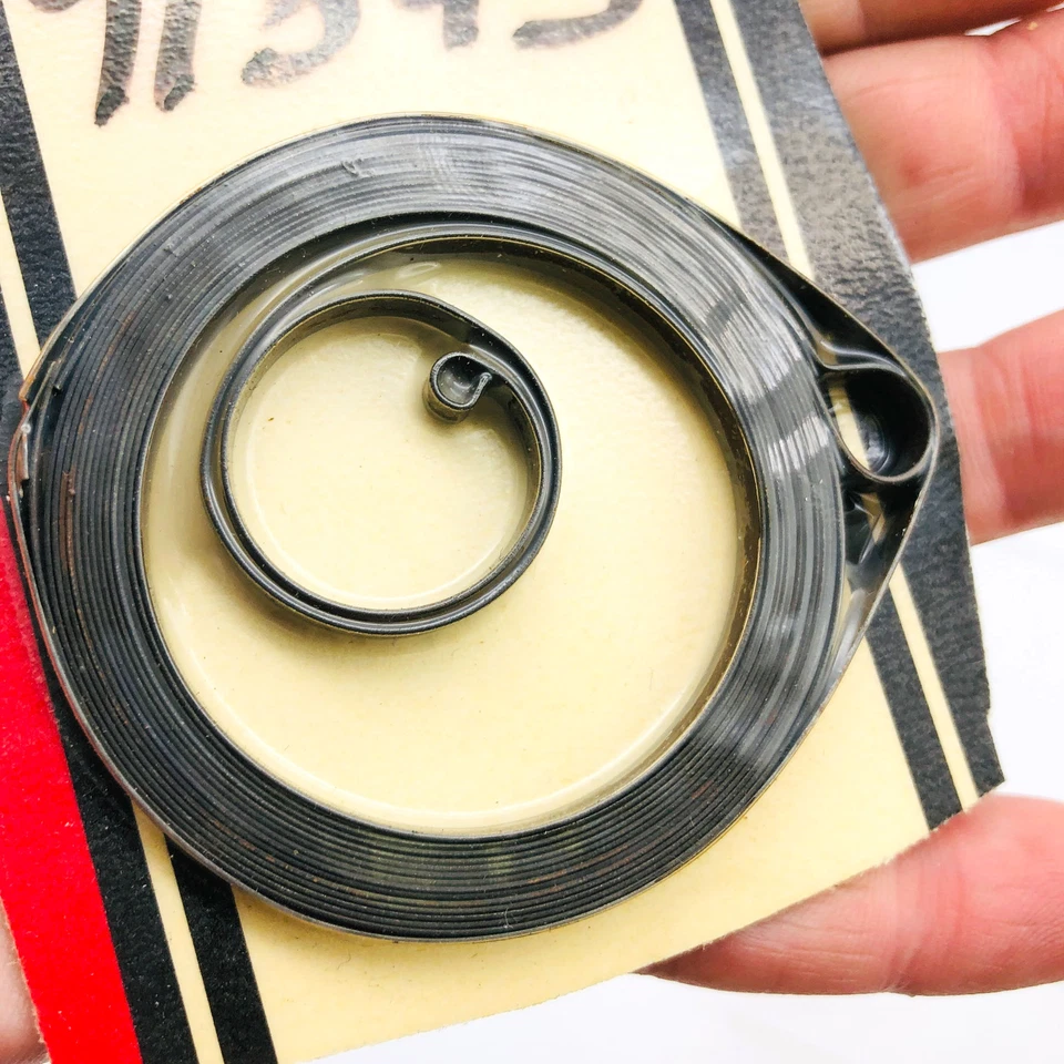 Poulan 530091543 Resorte de arranque para recortadora OEM Nuevo Stock Antiguo Nuevo Sellado Foto 2 de 4