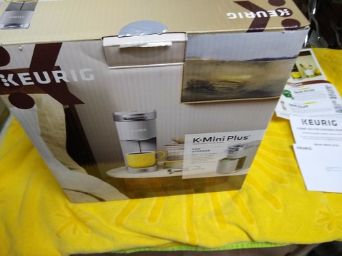 KEURIG K-MINI SINGLE-SERVE K-CUP COFFEE 