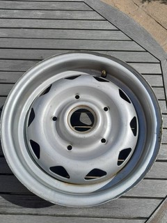 Lotus Elan 5 1/2 j wheel