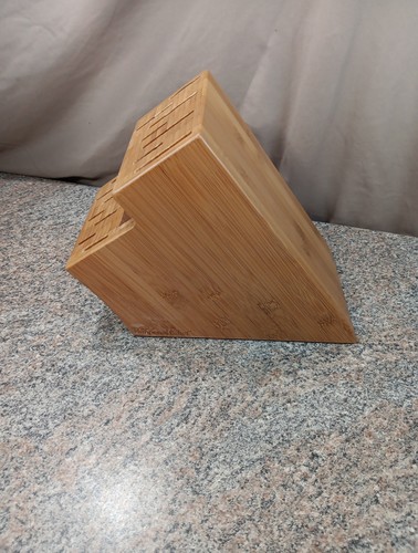 The Pampered Chef Bamboo Wood 16 Slot Knife Block Heavy Duty Excellent Condition - Picture 3 of 4