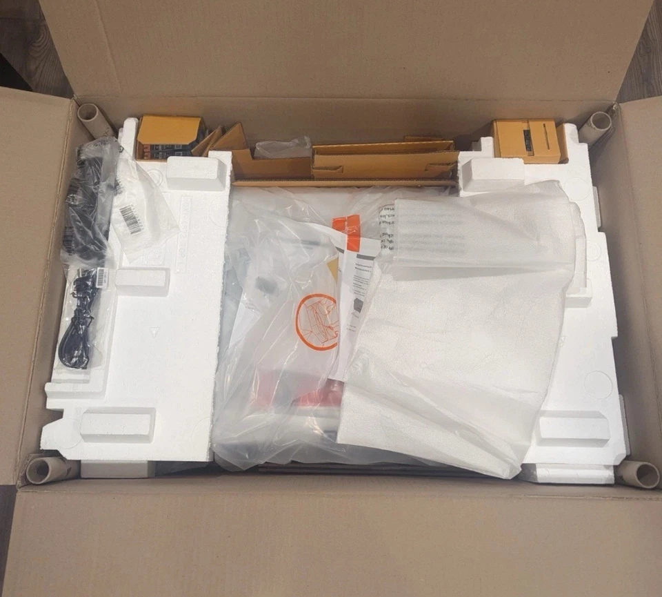 Canon PIXMA PRO-100 Inkjet Color Photo Printer Open Box New - Image 3 of 3