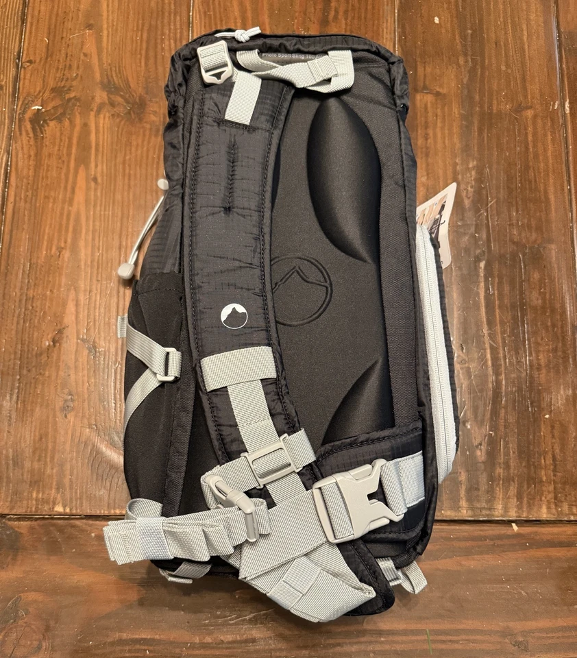 NEW Lowepro Photo Sport Sling 100 AW Camera Bag Black NWT  - Image 4 of 4