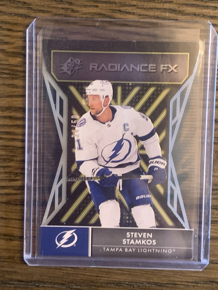 2021-22 SPx - Radiance F/X Steven Stamkos #RFX-18 Gold /50 - Image 3 of 4