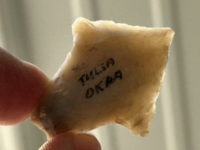TRANSLUCENT LANGTRY / HIDDEN VALLEY / DICKSON FOUND IN TULSA OKLAHOMA ARROWHEAD