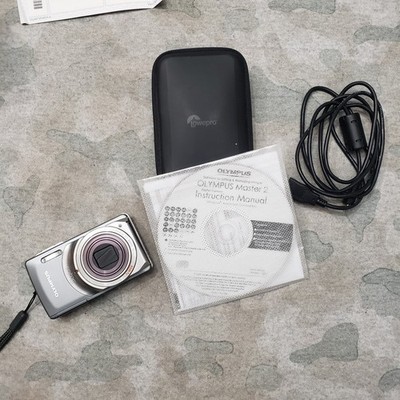 Olympus Stylus 7010 Digital Camera Silver Battery Charger And Box