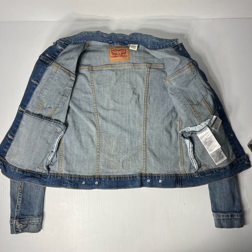 Girls Small Levi's Faded Denim Jacket with Cool Patches - Picture 7 of 11