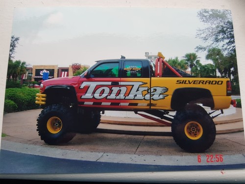 toyota hilux v8 monster truck unfinished project - Picture 9 of 9