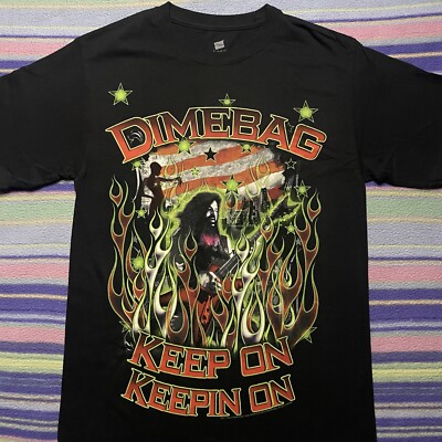 New 2011 DIMEBAG DARREL T-Shirt KEEP ON KEEPIN Pantera Damageplan Guitar Flames