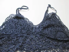 Unranded Bra Size L Navy Wireless Lined Adjustable Straps Pullover Lace Floral