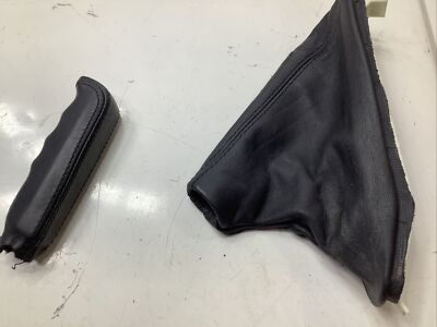 Porte aérosol cuir | Contact SOPPEC