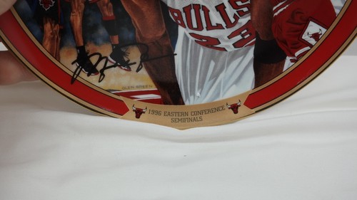 Michael Jordan Bulls in Five Return to Greatness Collectors Plate JR - Picture 4 of 10