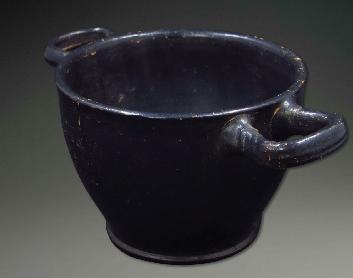 Southern Italy, Apulia. Ceramic Skyphos. ca. 4th-3rd century BC.