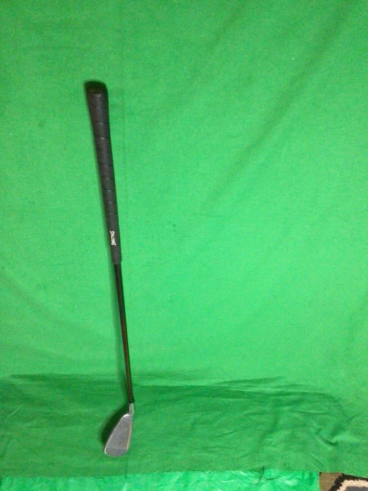 Used Kids Right Hand Spaulding Executive X-Treme Oversized Pitching Wedge. - Image 3 of 4