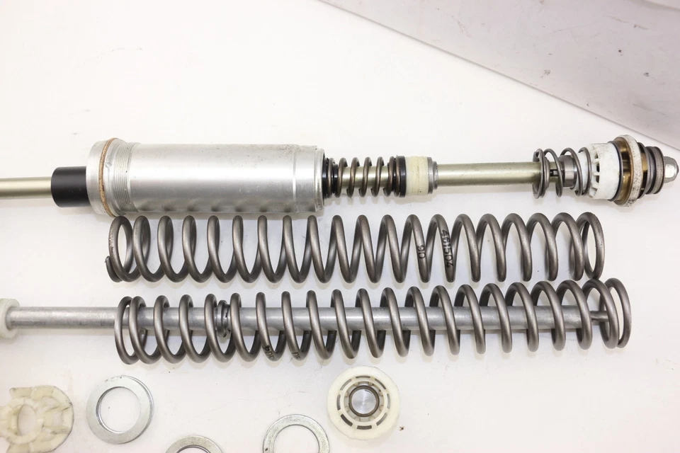 2013 - 2018 Kawasaki ninja zx6r 636 OEM Fork internals Fork Cartridges Caps - Image 4 of 4