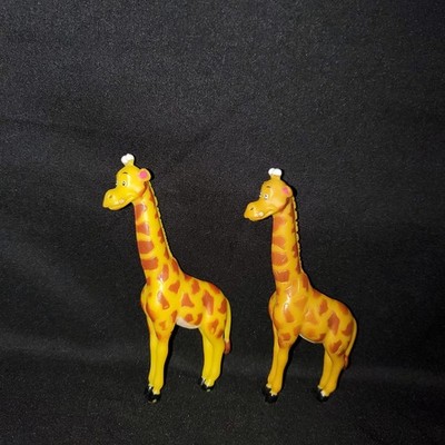 Pair Of 2001 Doley Noahs ArkBible Figures Giraffe Plastic Toy