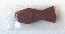 New NWT Brooks Brothers Bow Tie 100 Silk Red with Gold Dot Made in USA MSRP 55