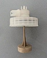 VW VANAGON BRAKE FLUID RESERVOIR CAP WITH LEBVEL SENSOR 357611349 GENUINE NEW