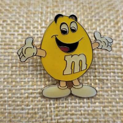 Fun vintage M&M's yellow peanut enamel pin tie tack 