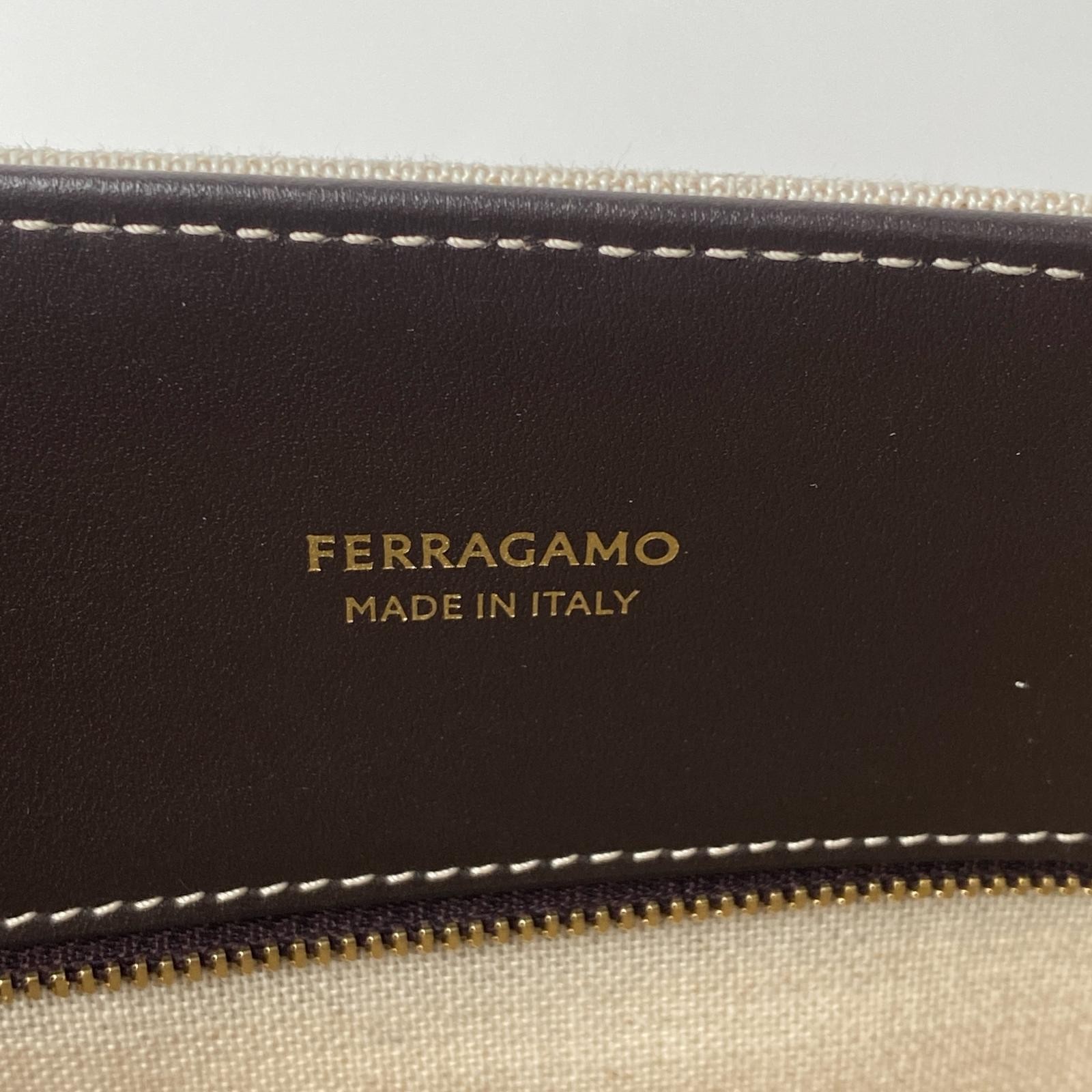 Current model, excellent condition Ferragamo wome… - image 11